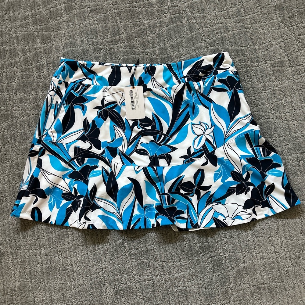 NWT Tail Women’s Kioko 17” Flounce Golf Skort- Size XL